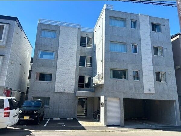 ロイヤルガーデンの外観画像
