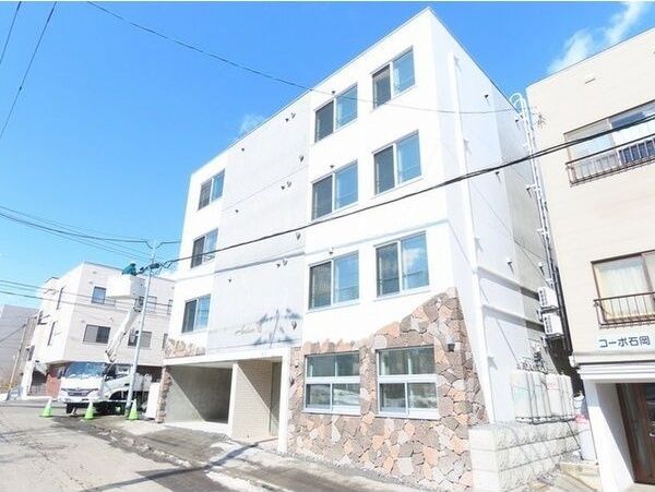 アミーナVIIの外観画像