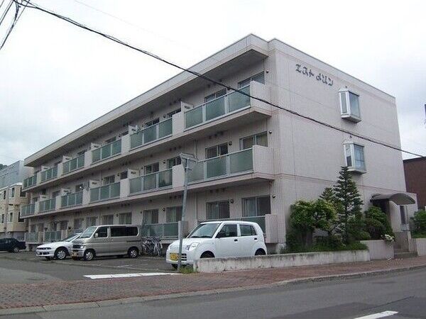 エストメゾンの外観画像