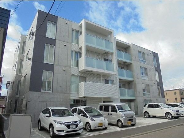 イーシティ栄通の外観画像