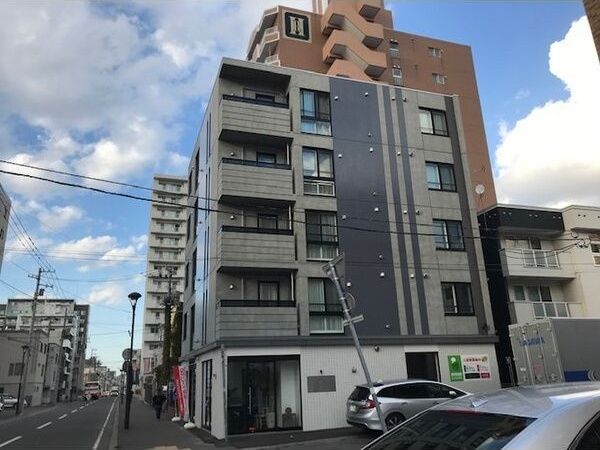ル・ヌアージュ山鼻南の外観画像
