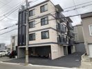 メニーズコート元町北の外観画像