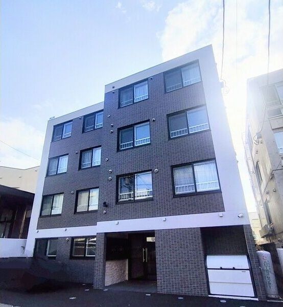 ラフィーネ澄川IIIの外観画像