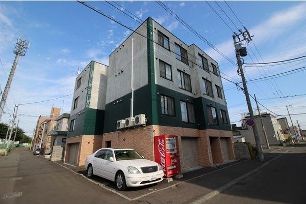 ローヤルハイツ水車町の外観画像