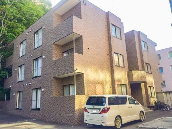 シャトー山鼻の外観画像