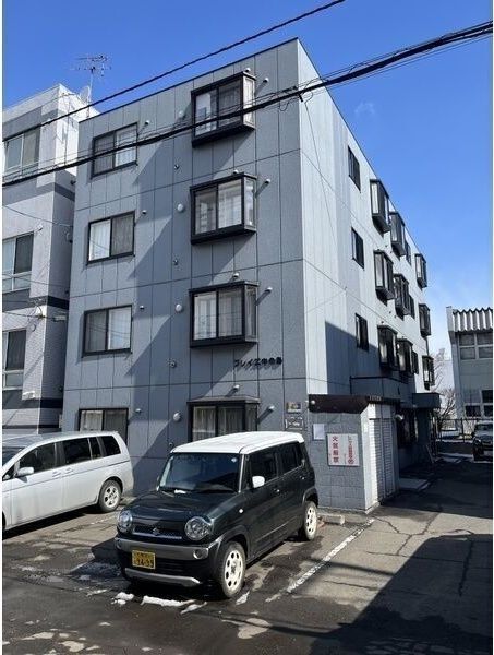 プレイズ中の島の外観画像