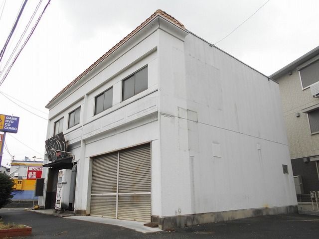 桑名市大仲新田アパ-ト付店舗1の外観画像