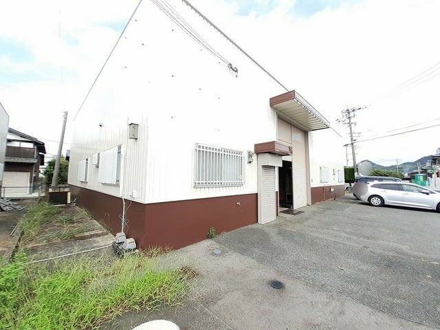 新宮町三代倉庫の外観画像