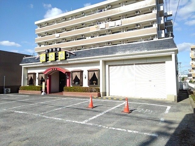 尾仲平店の外観画像