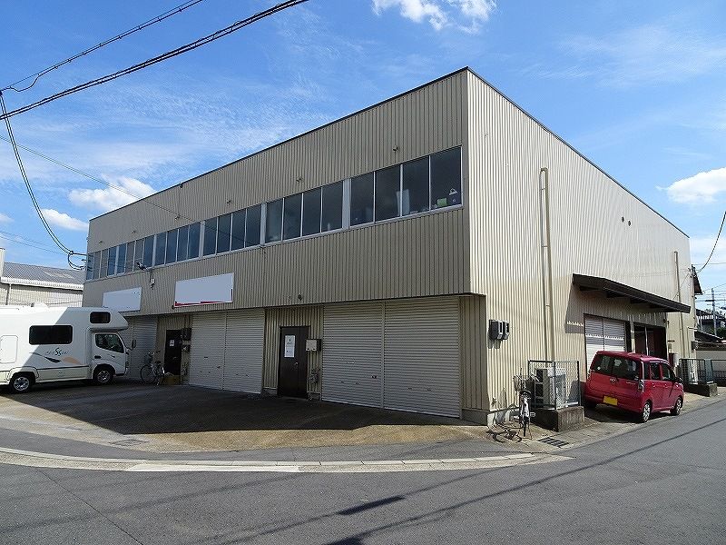 秋ノ山町倉庫付事務所の外観画像