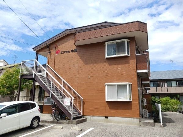 エクセル中島の外観画像