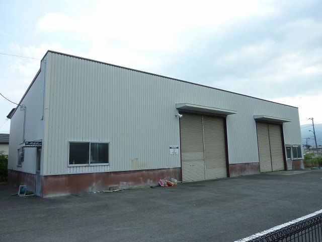 (有)大信住宅倉庫の外観画像