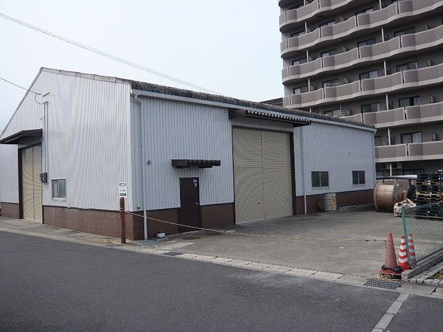 笠山1丁目8番倉庫Aの外観画像