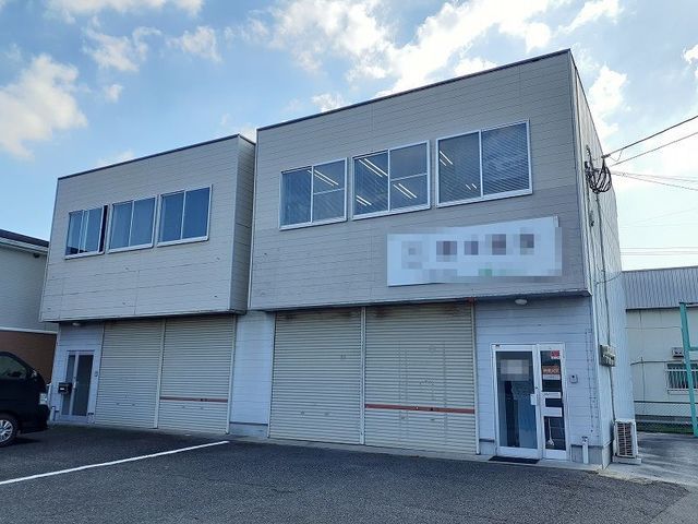 中倉庫付事務所の外観画像