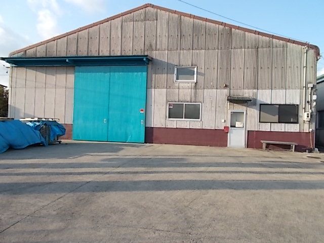 国府町7658番地13工場の外観画像