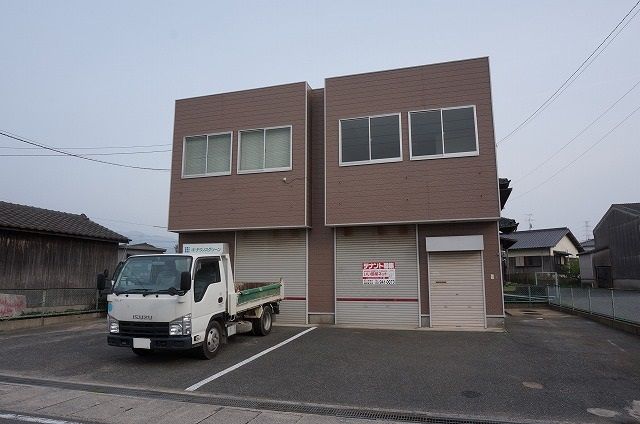 川原1132倉庫付事務所の外観画像