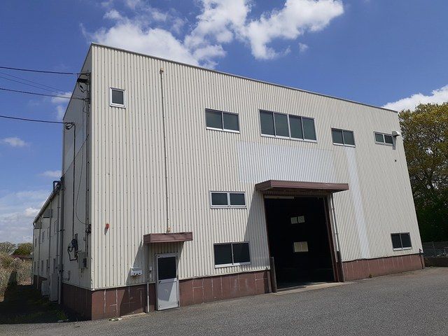 小絹事務所付倉庫Aの外観画像