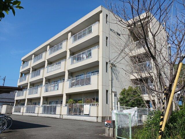 セゾン八尾東の外観画像