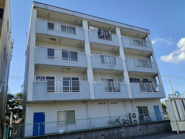 ロイヤルハイツの外観画像