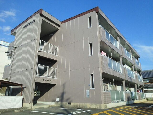 シャルマンの外観画像