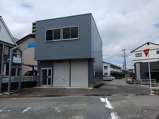 本鳥栖町倉庫付事務所の外観画像