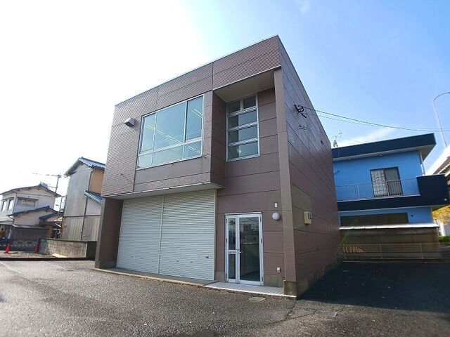 横代北町1丁目倉庫付事務所の外観画像