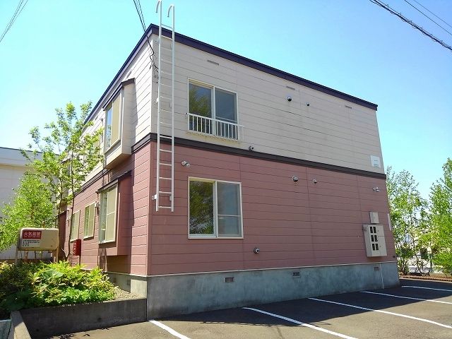 クレストール里塚の外観画像