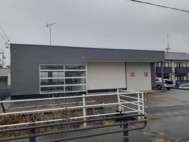 舞阪町倉庫付事務所の外観画像