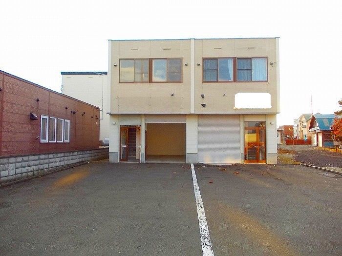 野幌若葉町倉庫付事務所の外観画像