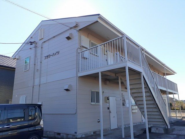 フラワーハイツの外観画像