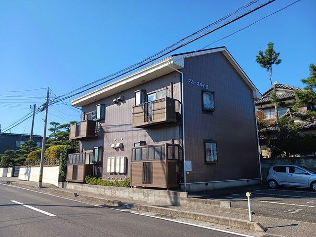 ブル-スカイ 2の外観画像