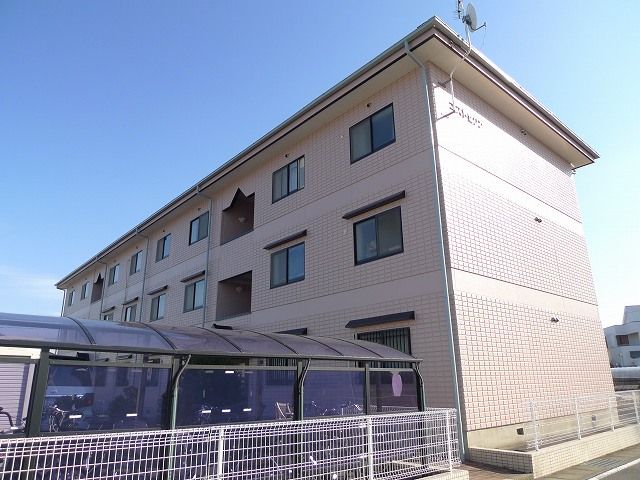 エストセゾンの外観画像