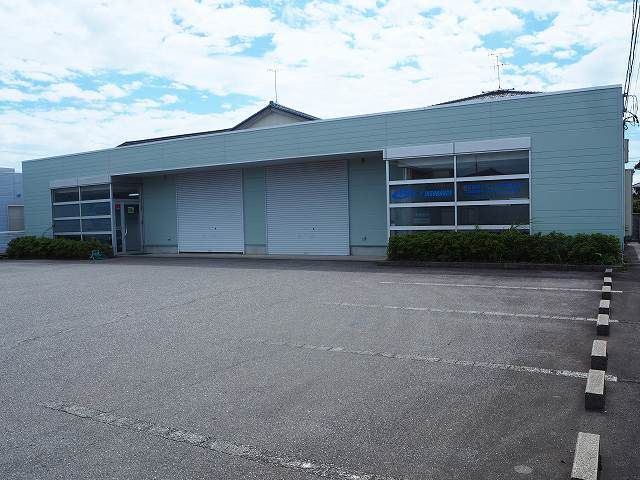 金泉寺倉庫付事務所の外観画像