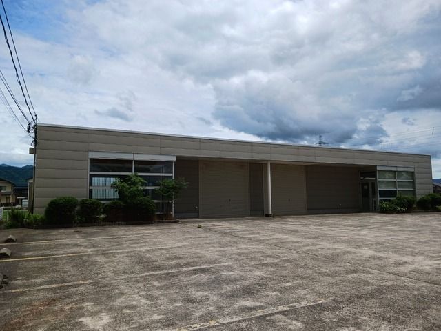 丸岡町八ツ口平家倉庫付事務所の外観画像