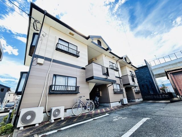 ファーストプレイスBの外観画像