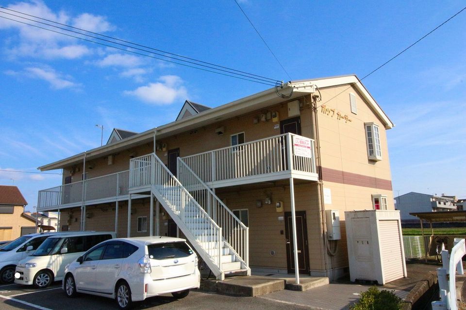 ポップカーサーの外観画像