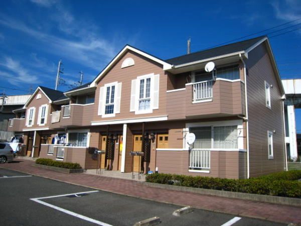 ニュ-クレスト-ルⅢの外観画像