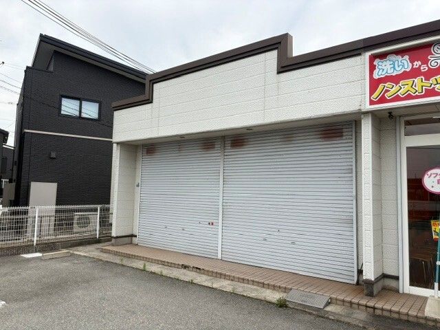 播磨町本荘店舗の外観画像