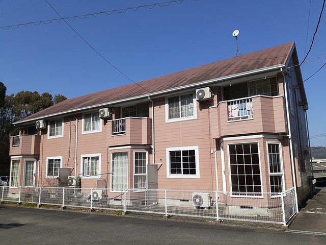 クレストールいずえBの外観画像