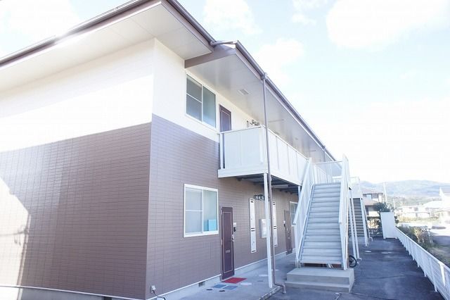 リバーサイドハウス IG B棟の外観画像