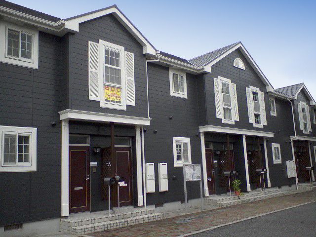 ファミール芝中の外観画像