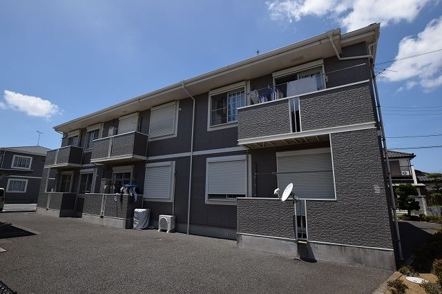 クレストタウン E棟の外観画像