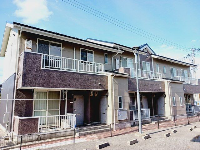 アゼリアハイツの外観画像