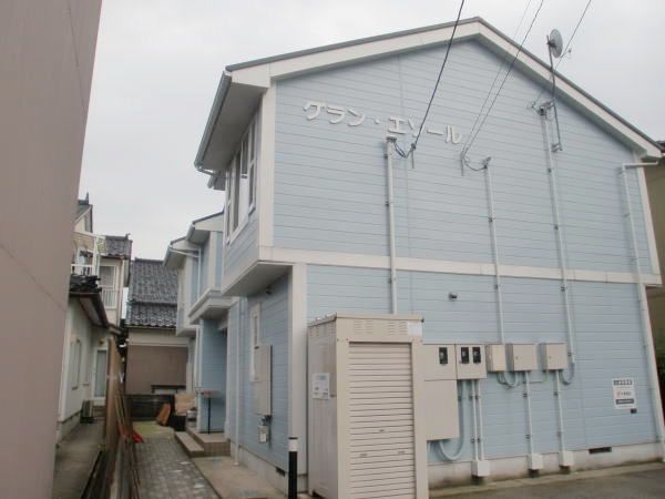 グラン・エソールの外観画像