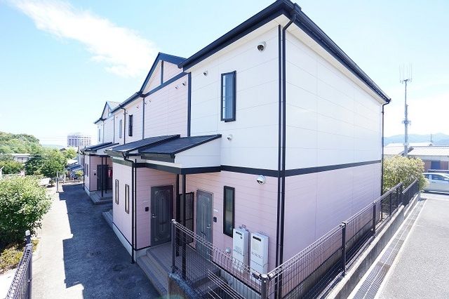 スカイヒルズBの外観画像