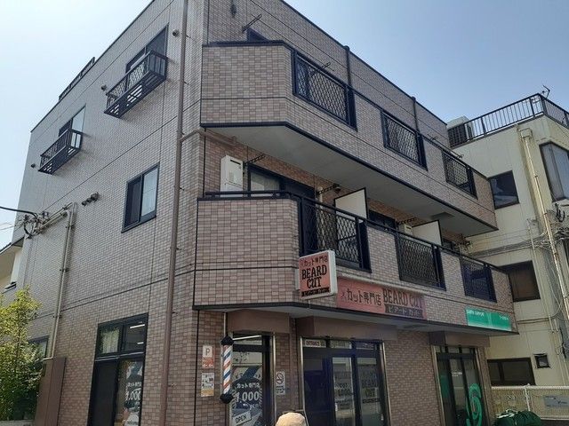 初ビルの外観画像