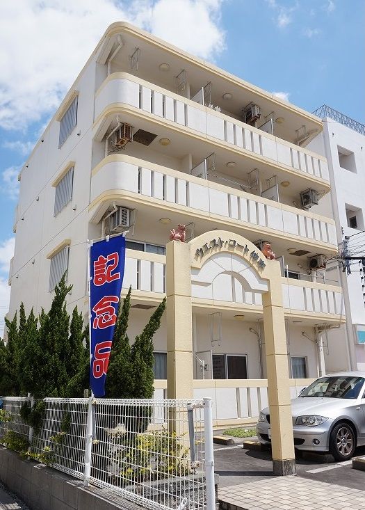 ウエスト・コート仲本の外観画像