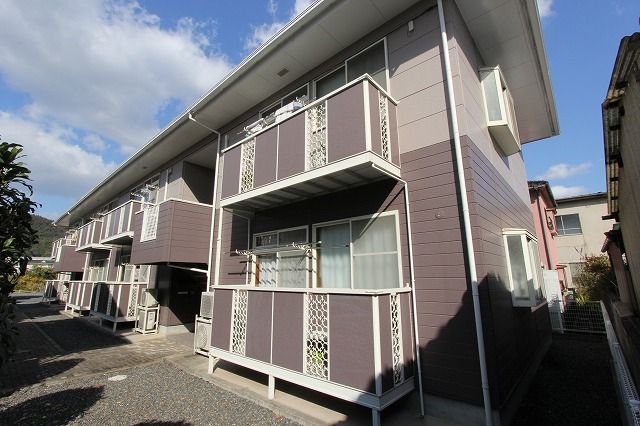 アバンセの外観画像