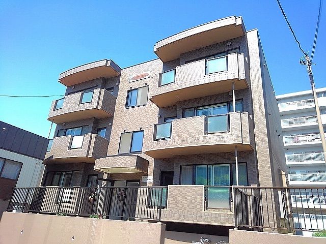 ヴィラ アンソレイエの外観画像