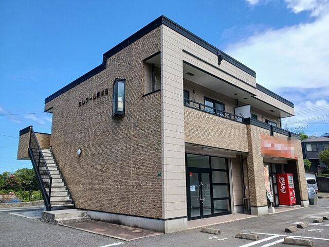 カルフール 黒川 Bの外観画像